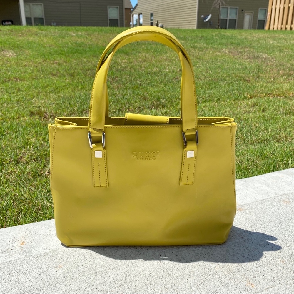 Gucci small purse💚 (Authentic)